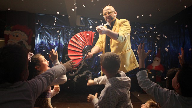 Quel spectacle de magie pour les enfants à Noël dans le 74 ?