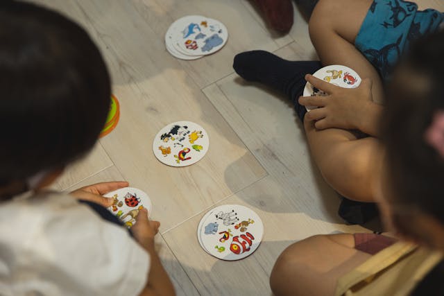 Les jeux de cartes éducatifs un outil ludique pour apprendre en s&rsquo;amusant